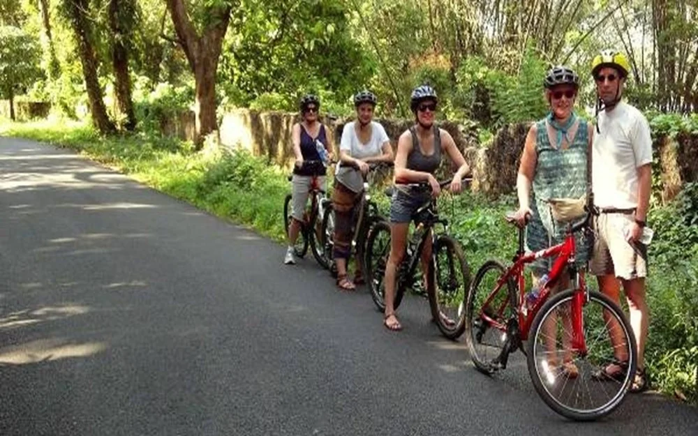 bycycle riders