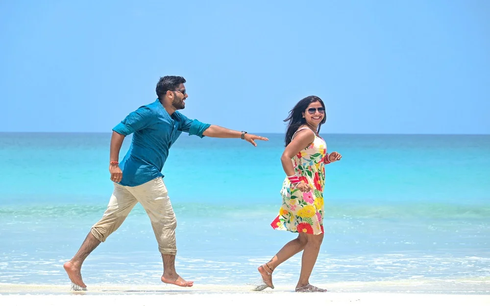 Honeymoon couple
