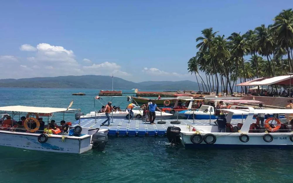 Ross Island Floating Jetty