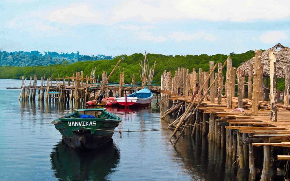 photograph of Utara Jetty in Kadamtalla